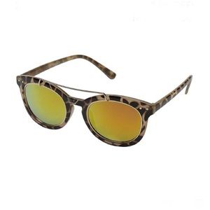 STEVE MADDEN Leopard Print Sunglasses